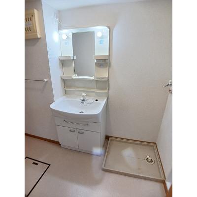 シェーン・バッハ 102【管理NO：1-012993001-01020】 ★家具家電は申し込み後に搬入します★の物件写真6