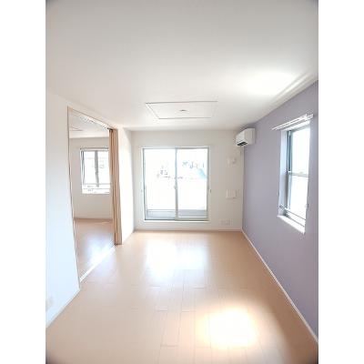 プリムローズ・ＴＫ 201【管理NO：1-021064301-02010】 ★家具家電は申し込み後に搬入します★の物件写真2