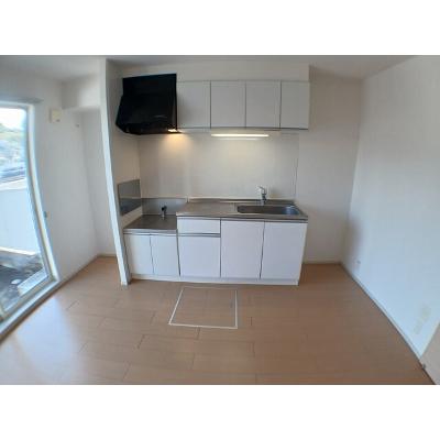 アンジュ夏海・ 101【管理NO：1-018270401-01010】 ★家具家電は申し込み後に搬入します★ ★2026年09月中旬入居可能★の物件写真3
