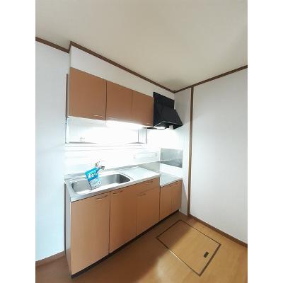 プリマベーラ古国府Ⅰ 102【管理NO：1-010779401-01020】 ★家具家電は申し込み後に搬入します★ ★2026年09月下旬入居可能★の物件写真3