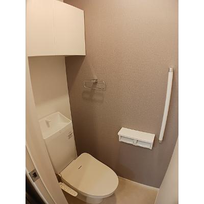 リラ　クオーレⅢ 103【管理NO：1-028407301-01030】 ★家具家電は申し込み後に搬入します★の物件写真5