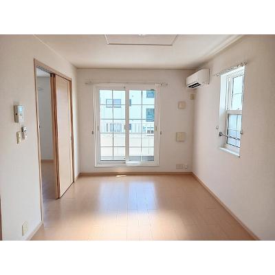 メゾン・ジェルメⅠ 201【管理NO：1-015804501-02010】 ★家具家電は申し込み後に搬入します★の物件写真2