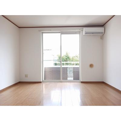 ラッキ－セブンⅠ 101【管理NO：1-011707001-01010】 ★家具家電は申し込み後に搬入します★の物件写真2