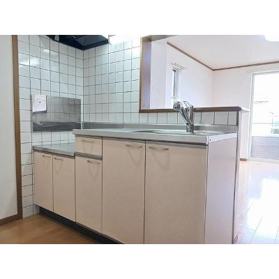 ラッキ－セブンⅠ 101【管理NO：1-011707001-01010】 ★家具家電は申し込み後に搬入します★の物件写真3
