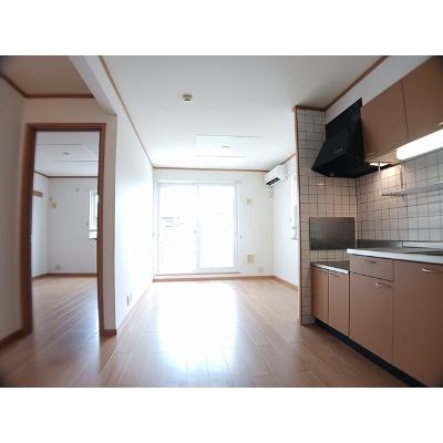 Ｌｕｃｋｙ・ＴｅｎⅠ 203【管理NO：1-012155901-02030】 ★家具家電は申し込み後に搬入します★の物件写真2