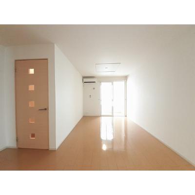 カーサ・ドマーニ・石田 101【管理NO：1-018309401-01010】 ★家具家電は申し込み後に搬入します★ ★2026年09月下旬入居可能★の物件写真2
