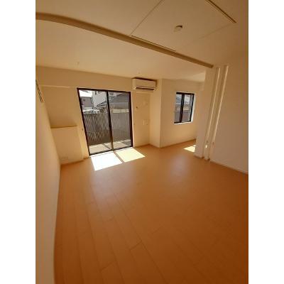 アルバーダ雅　Ⅲ 101【管理NO：1-021147201-01010】 ★家具家電は申し込み後に搬入します★ ★2026年10月中旬入居可能★の物件写真2