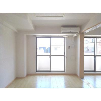 プリーザント 205【管理NO：1-016677001-02040】 ★家具家電は申し込み後に搬入します★ ★2026年08月下旬入居可能★の物件写真2
