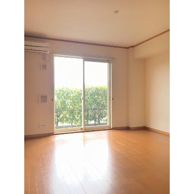 アンジェリークガーデン 102【管理NO：1-013337301-01020】 ★家具家電は申し込み後に搬入します★ ★2026年09月中旬入居可能★の物件写真2