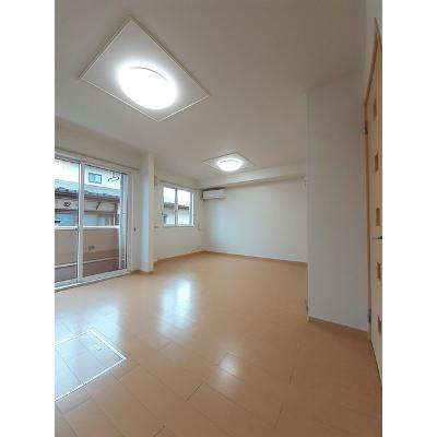 ラ・コリーナＹ 103【管理NO：1-016450201-01030】 ★家具家電は申し込み後に搬入します★ ★2026年09月下旬入居可能★の物件写真2