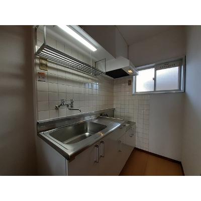 コーポサケンⅠ 202【管理NO：1-003168301-02020】 ★家具家電は申し込み後に搬入します★ ★2026年09月上旬入居可能★の物件写真3