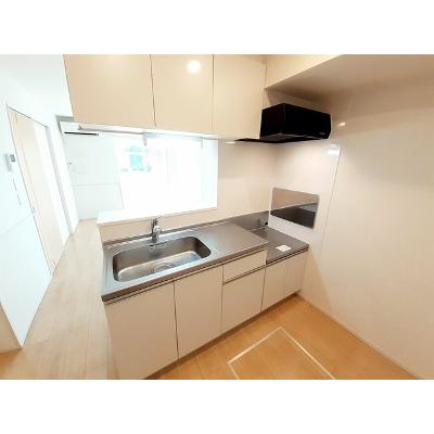 ラック・ド・ルーナⅡ 102【管理NO：1-022315501-01020】 ★家具家電は申し込み後に搬入します★ ★2026年09月下旬入居可能★の物件写真3