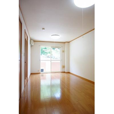 クレメント 102【管理NO：1-012987601-01020】 ★家具家電は申し込み後に搬入します★ ★2026年10月中旬入居可能★の物件写真2