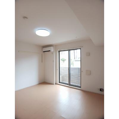 リアン・５６ 102【管理NO：1-020053501-01020】 ★家具家電は申し込み後に搬入します★ ★2026年09月中旬入居可能★の物件写真2