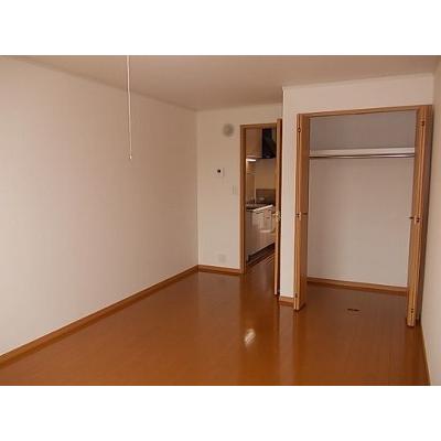ノワール・リビエールⅢ 201【管理NO：1-015075401-02010】 ★家具家電は申し込み後に搬入します★ ★2026年09月中旬入居可能★の物件写真2