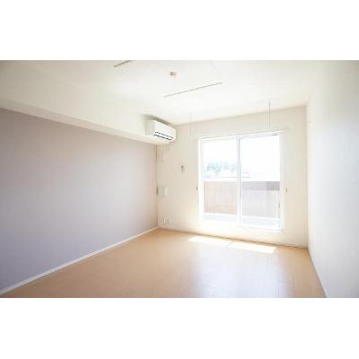 アンソレイエ 203【管理NO：1-019595001-02030】 ★家具家電は申し込み後に搬入します★ ★2026年10月上旬入居可能★の物件写真2