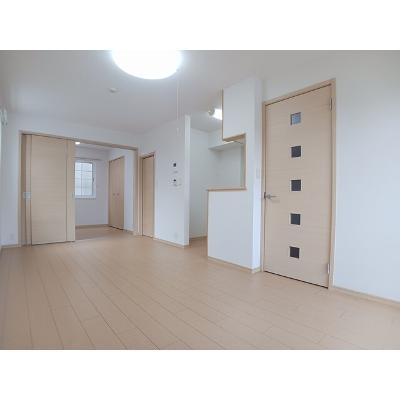 エーデルＭ 101【管理NO：1-016698201-01010】 ★家具家電は申し込み後に搬入します★ ★2026年09月下旬入居可能★の物件写真2