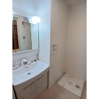 ルーツショアⅠ 103【管理NO：1-027733801-01030】 ★家具家電は申し込み後に搬入します★の物件写真6