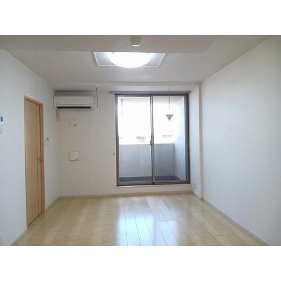 リバープレッソⅡ 402【管理NO：1-020791701-04020】 ★家具家電は申し込み後に搬入します★ ★2026年09月下旬入居可能★の物件写真2