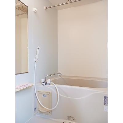 エトワール 101【管理NO：1-019281901-01010】 ★家具家電は申し込み後に搬入します★の物件写真4