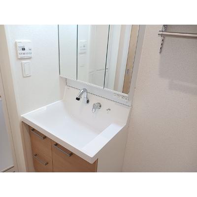 カーサ・ヴェルデ 303【管理NO：1-028652201-03030】 ★家具家電は申し込み後に搬入します★の物件写真6