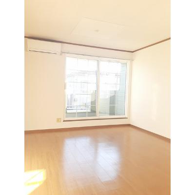 フィオーレⅠ 201【管理NO：1-010464901-02010】 ★家具家電は申し込み後に搬入します★ ★2026年09月上旬入居可能★の物件写真2