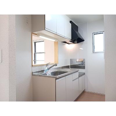 ラヴィベールⅡ 201【管理NO：1-019107002-02010】 ★家具家電は申し込み後に搬入します★の物件写真3
