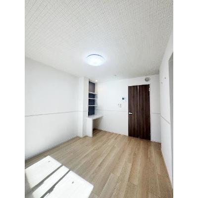 ソレイユ 102【管理NO：1-028165501-01020】 ★家具家電は申し込み後に搬入します★ ★2026年09月下旬入居可能★の物件写真2