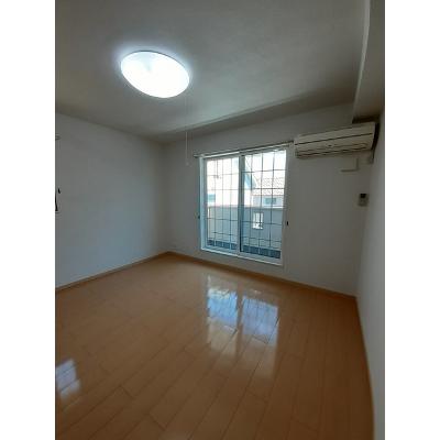 サンハイツ 201【管理NO：1-016925201-02010】 ★家具家電は申し込み後に搬入します★ ★2026年10月中旬入居可能★の物件写真2