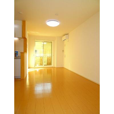 サンパティーク 102【管理NO：1-016094401-01020】 ★家具家電は申し込み後に搬入します★ ★2026年09月下旬入居可能★の物件写真2