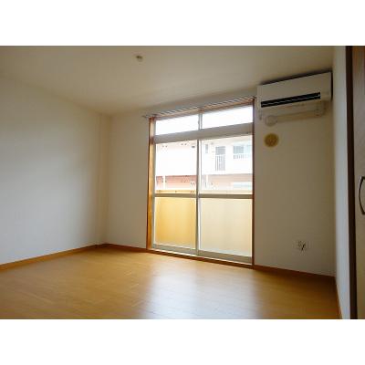 アーバンスクエアⅣ 103【管理NO：1-003827604-01030】 ★家具家電は申し込み後に搬入します★ ★2026年09月下旬入居可能★の物件写真2