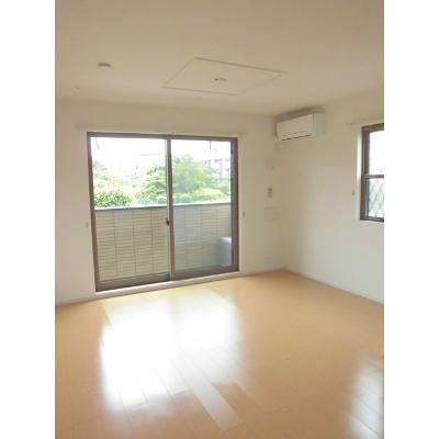 ベルコロレ　Ⅰ 104【管理NO：1-020239201-01040】 ★家具家電は申し込み後に搬入します★の物件写真2