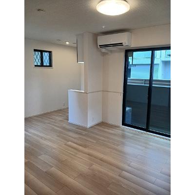ル・ラパン・ドゥ・ラヴィーヌ 101【管理NO：1-028396801-01010】 ★家具家電は申し込み後に搬入します★ ★2026年08月下旬入居可能★の物件写真2