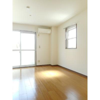 ブルークローバー 103【管理NO：1-011193901-01030】 ★家具家電は申し込み後に搬入します★ ★2026年09月中旬入居可能★の物件写真2
