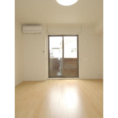 ピーナッツ　メゾン 105【管理NO：1-021700101-01040】 ★家具家電は申し込み後に搬入します★ ★2026年09月中旬入居可能★の物件写真2