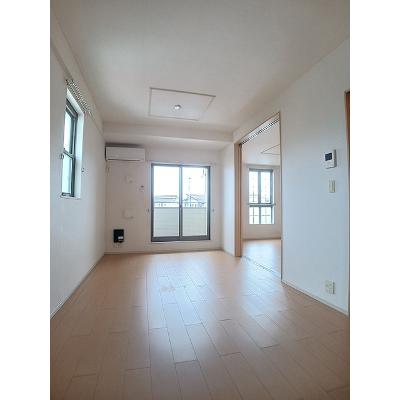 エアリエルＫ 203【管理NO：1-017926101-02030】 ★家具家電は申し込み後に搬入します★の物件写真2