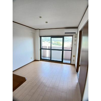 ラフィネタウン丸山東 305【管理NO：1-010894601-03040】 ★家具家電は申し込み後に搬入します★の物件写真2