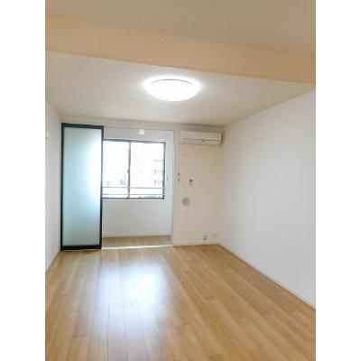 クリーン・カーサ東島 201【管理NO：1-019234701-02010】 ★家具家電は申し込み後に搬入します★ ★2026年10月上旬入居可能★の物件写真2