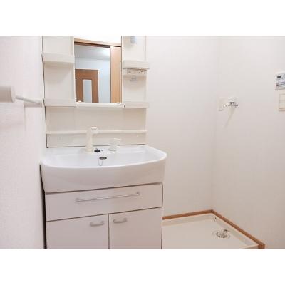 カーサドマーニ 105【管理NO：1-014768401-01040】 ★家具家電は申し込み後に搬入します★ ★2026年10月中旬入居可能★の物件写真6