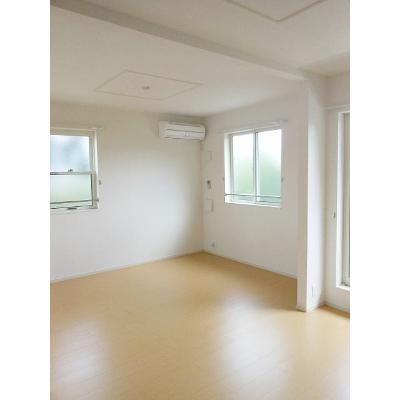 ヴィラ　ビ　ゴット 201【管理NO：1-017408701-02010】 ★家具家電は申し込み後に搬入します★ ★2026年09月上旬入居可能★の物件写真2
