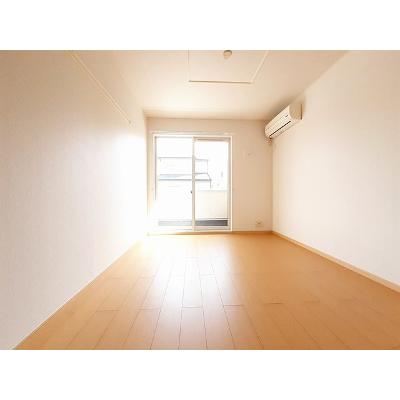 パークサイド　フローレンス 101【管理NO：1-015849801-01010】 ★家具家電は申し込み後に搬入します★ ★2026年09月中旬入居可能★の物件写真2