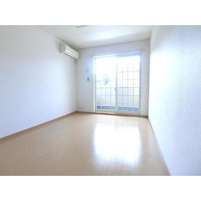 グロ－ブサンシャイン 103【管理NO：1-015097701-01030】 ★家具家電は申し込み後に搬入します★ ★2026年09月中旬入居可能★の物件写真2