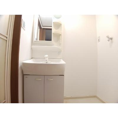 スターブル 303【管理NO：1-011170401-03030】 ★家具家電は申し込み後に搬入します★ ★2026年09月中旬入居可能★の物件写真6