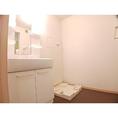 apartment 愛知県知立市新林町本林２２番地 

↓地図はこちらから