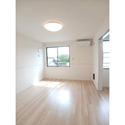 メルカート　エスト 202【管理NO：1-026108001-02020】 ★家具家電は申し込み後に搬入します★の物件写真2