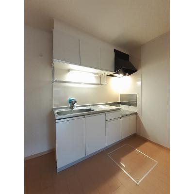 Ｍ．フルーレ 102【管理NO：1-016112901-01020】 ★家具家電は申し込み後に搬入します★ ★2026年09月中旬入居可能★の物件写真3