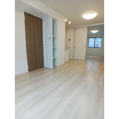 イオフェリーチェ 103【管理NO：1-027972401-01030】 ★家具家電は申し込み後に搬入します★の物件写真2