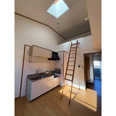 サンセールⅢ 203【管理NO：1-007359701-02030】 ★家具家電は申し込み後に搬入します★ ★2026年09月中旬入居可能★の物件写真2