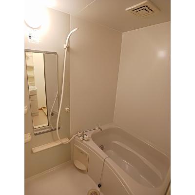 プラムガーデンハウス 201【管理NO：1-012753503-02010】 ★家具家電は申し込み後に搬入します★ ★2026年10月下旬入居可能★の物件写真4