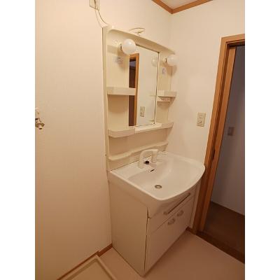 プラムガーデンハウス 201【管理NO：1-012753503-02010】 ★家具家電は申し込み後に搬入します★ ★2026年10月下旬入居可能★の物件写真6